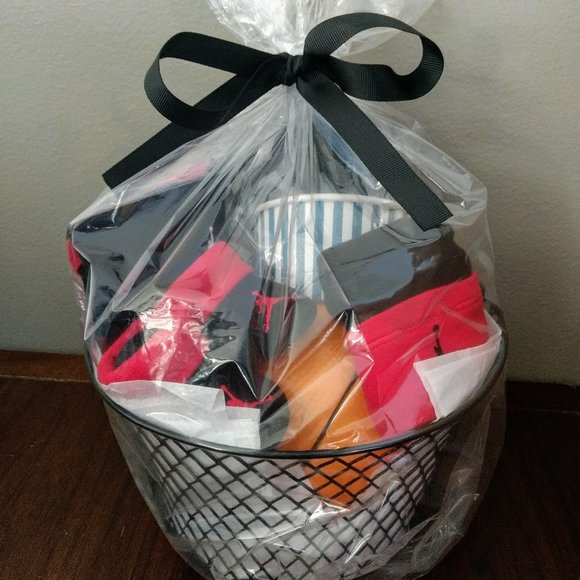 Jordan Baby Bodysuit Gift Set - Picture 3 of 7